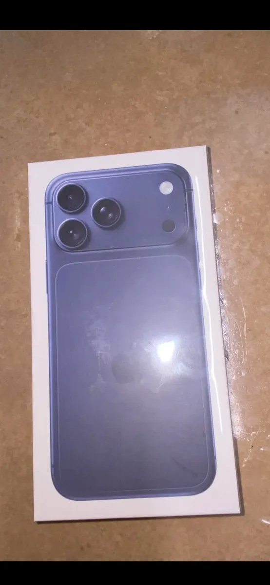 iPhone 17 Pro Max - Image 1