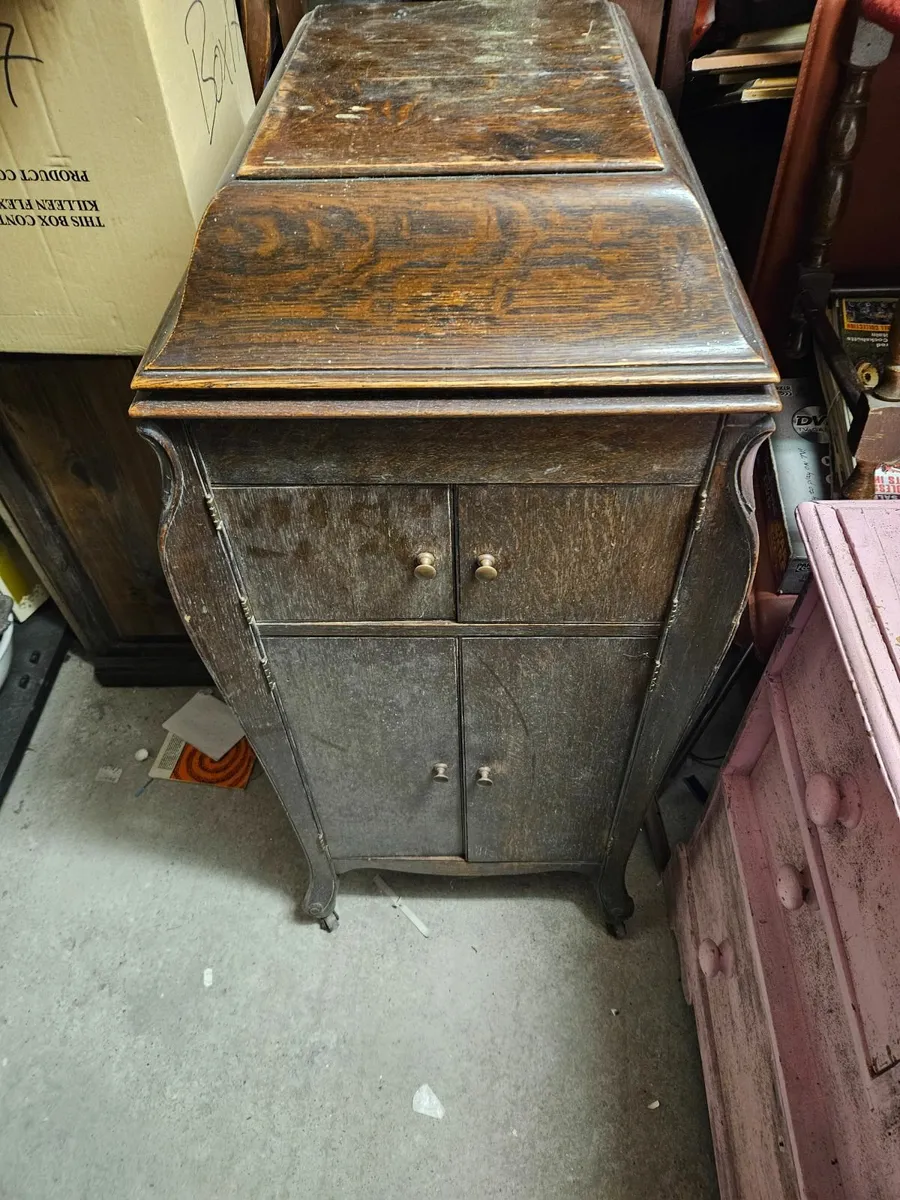 Vintage Record Player Cabinet - Image 1