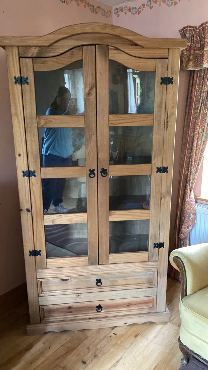 2x Solid Wood Cabinets - Image 2