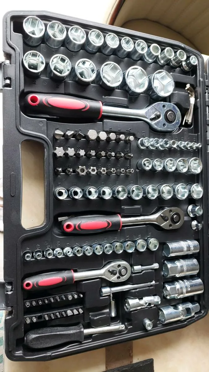 172 Piece Socket Set - Image 1