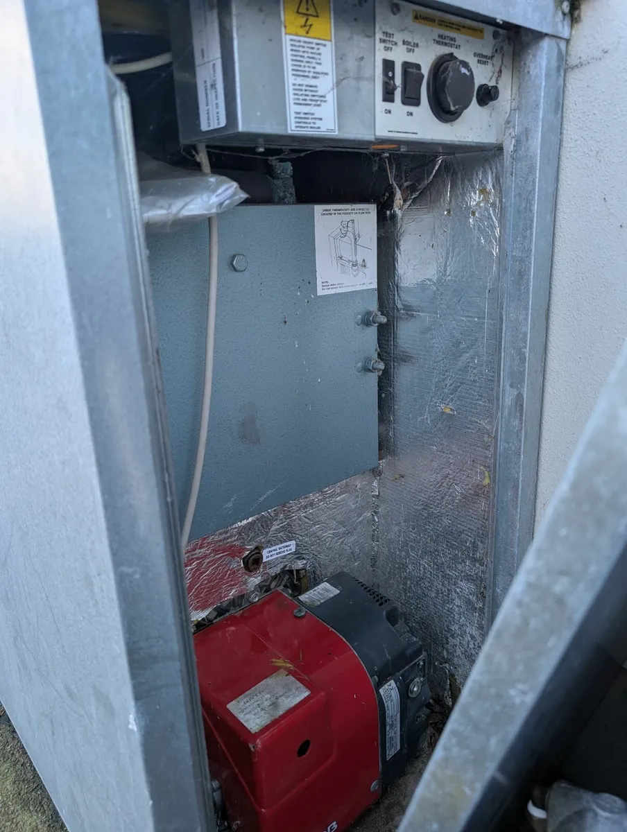 Grant vortex condensing oil boiler - Image 3