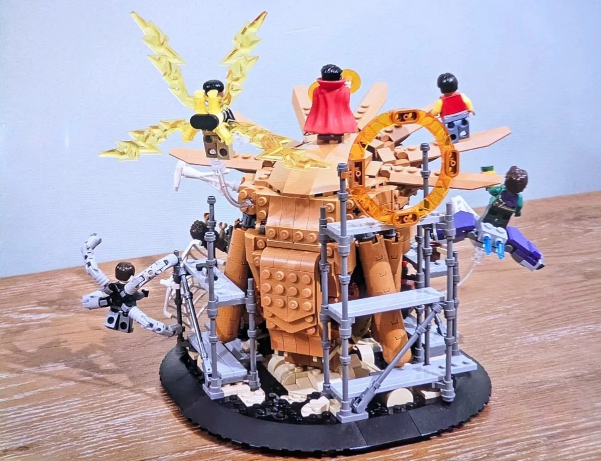 Lego Marvel Heroes Spiderman Final Battle. - Image 3