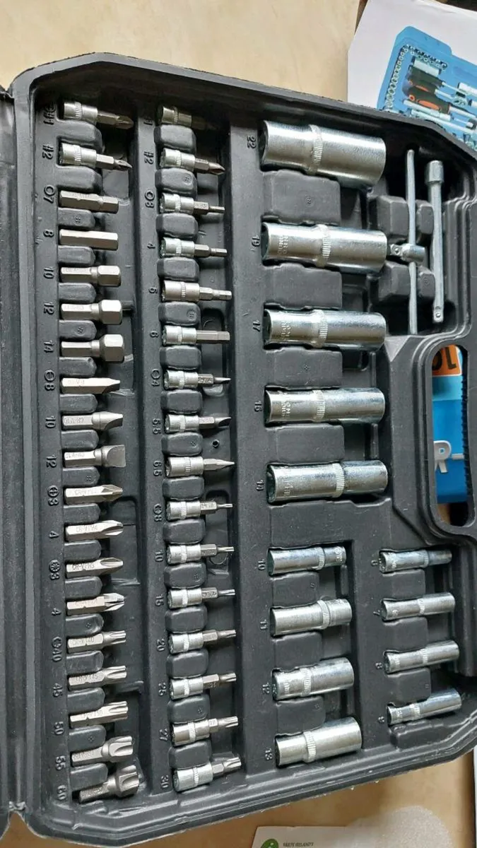 108 Piece Chrome Vanidium Socket Set - Image 2