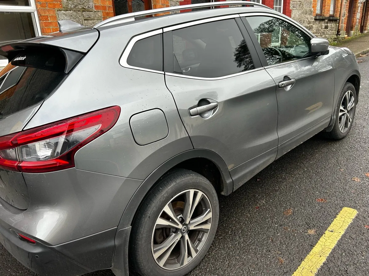 191 Nissan Qashqai Premium 1.6 diesel Auto - Image 3