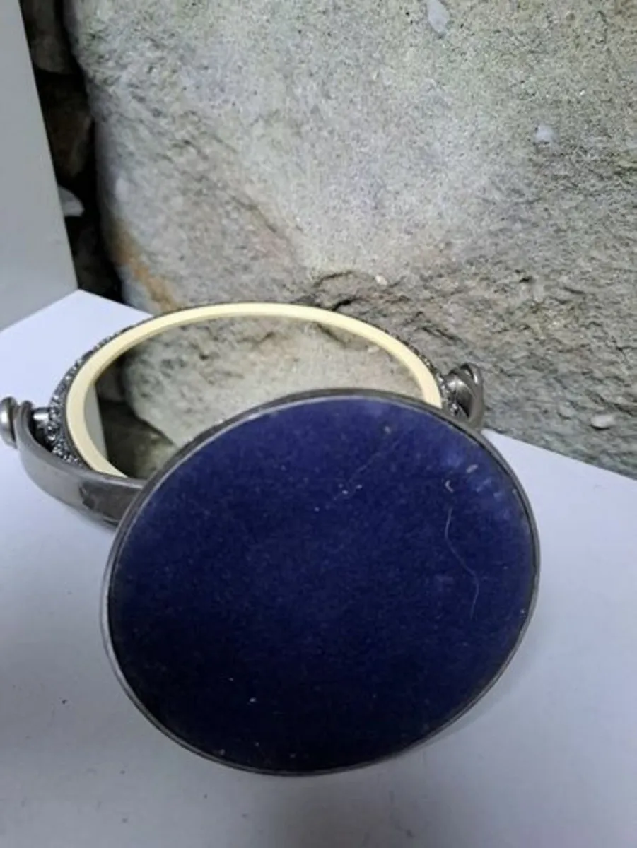 Silver vanity mirror - Image 3