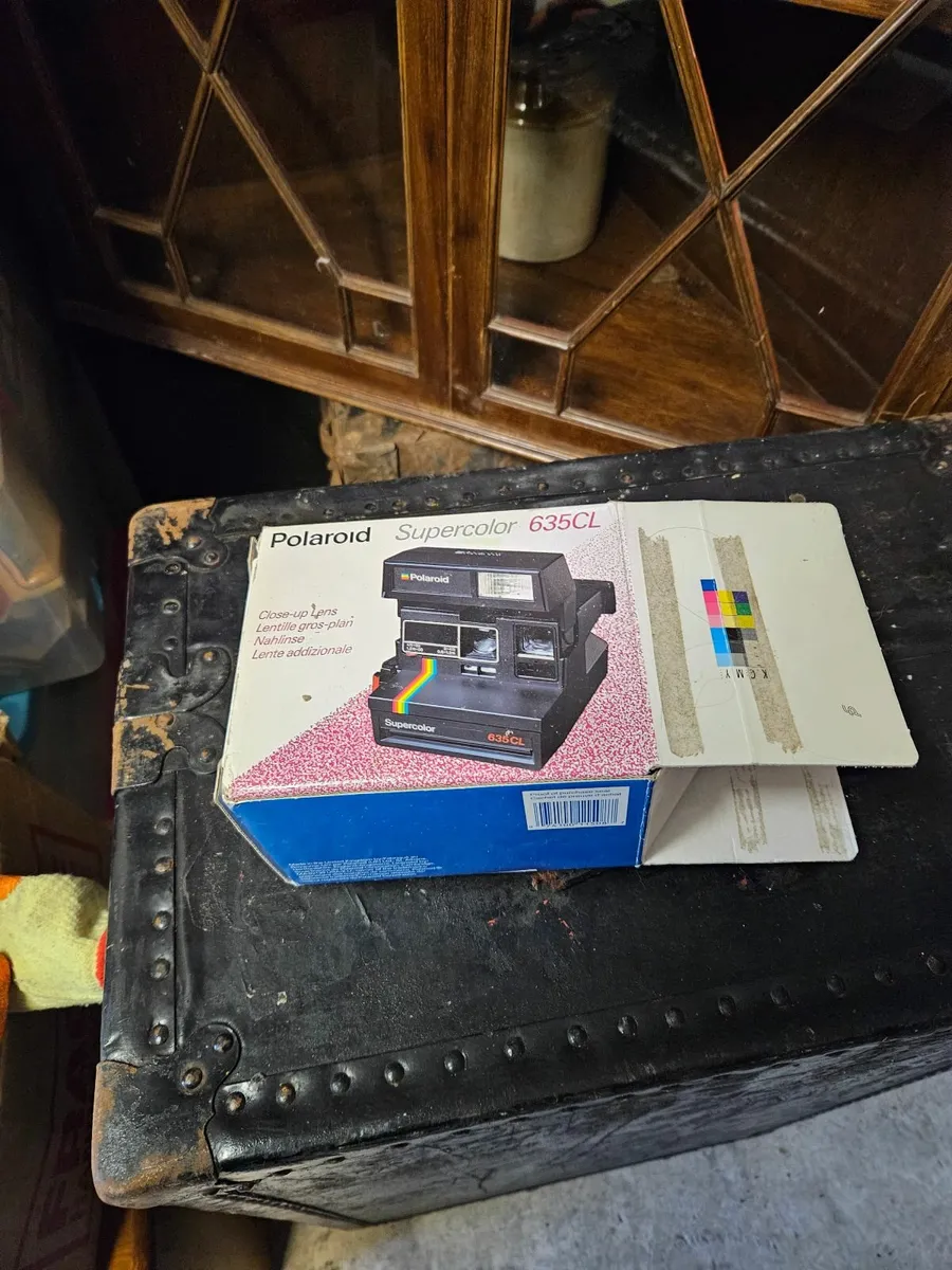 Vintage Polaroid Camera - Image 1