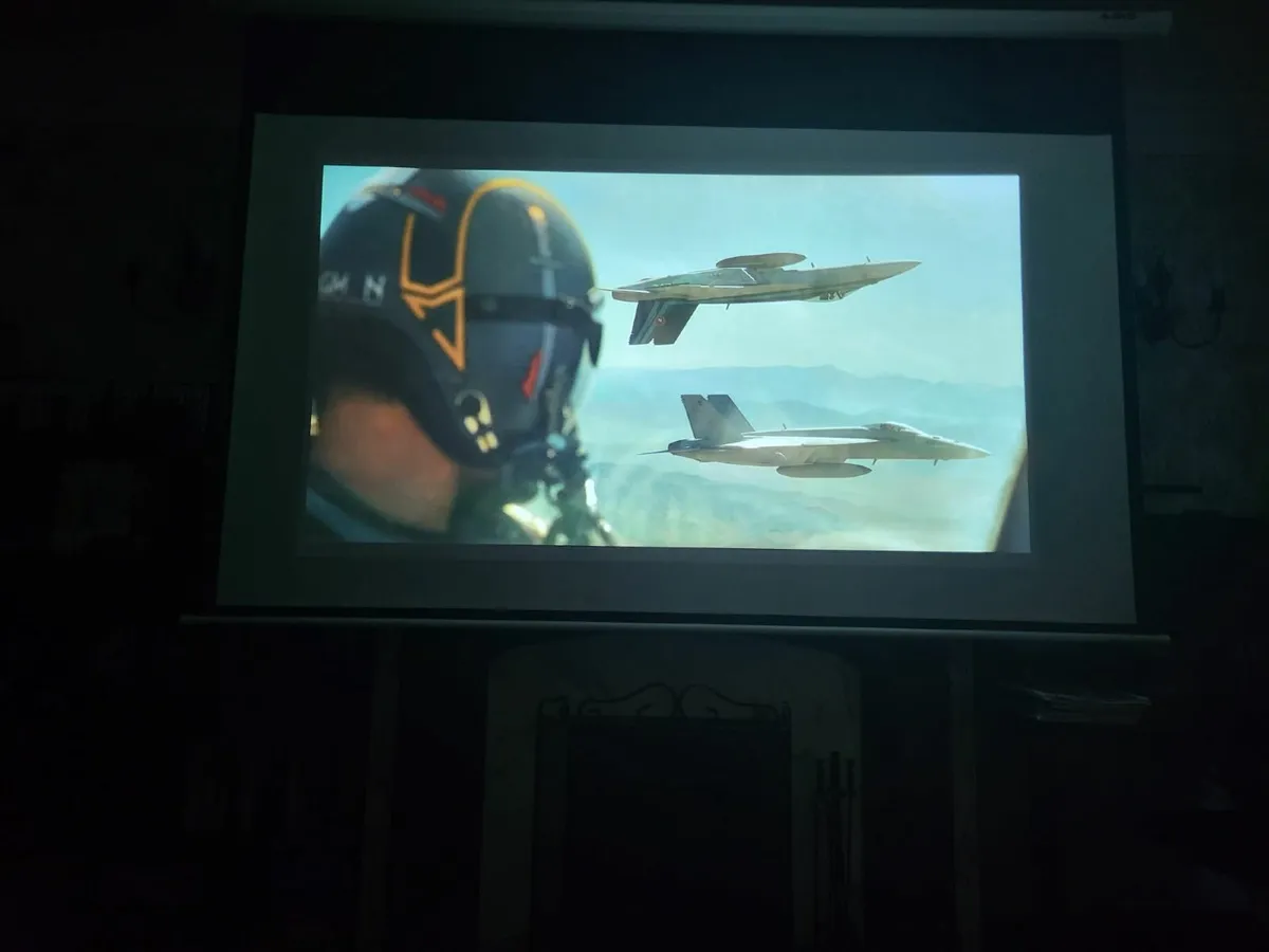 Optoma UHD35 4K Projector - Image 2