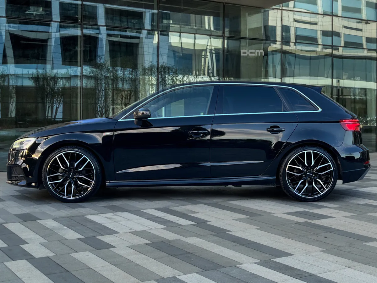 Audi A3 Sportback 30TFSI S-Line S-T - Image 4