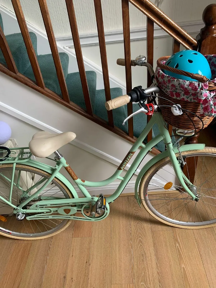 Kenzel bicycle & basket/ Kryptonite Lock/ helmet - Image 1