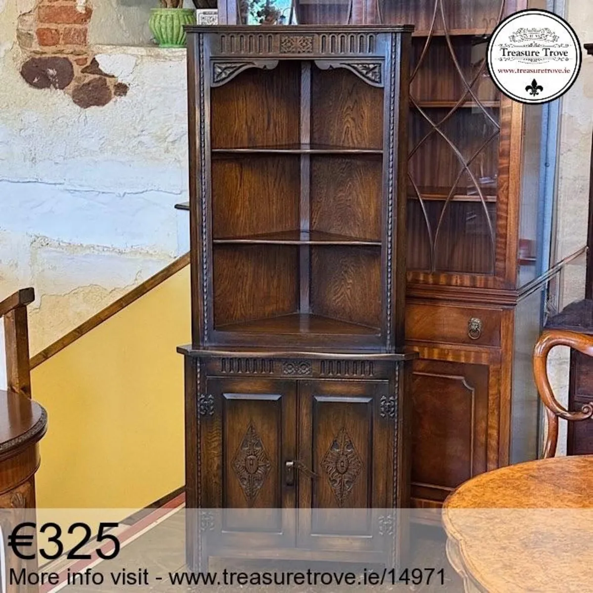 Vintage and antique corner cabinets - Image 1