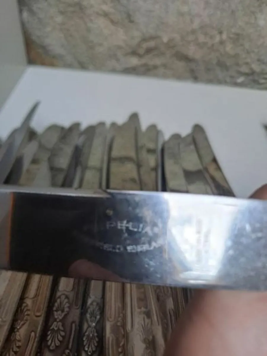 44 Knives hotel style - Image 3