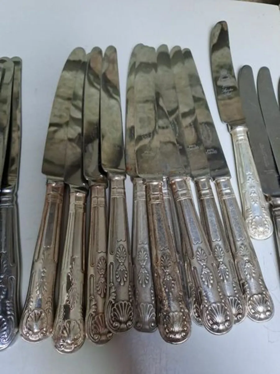 44 Knives hotel style - Image 4