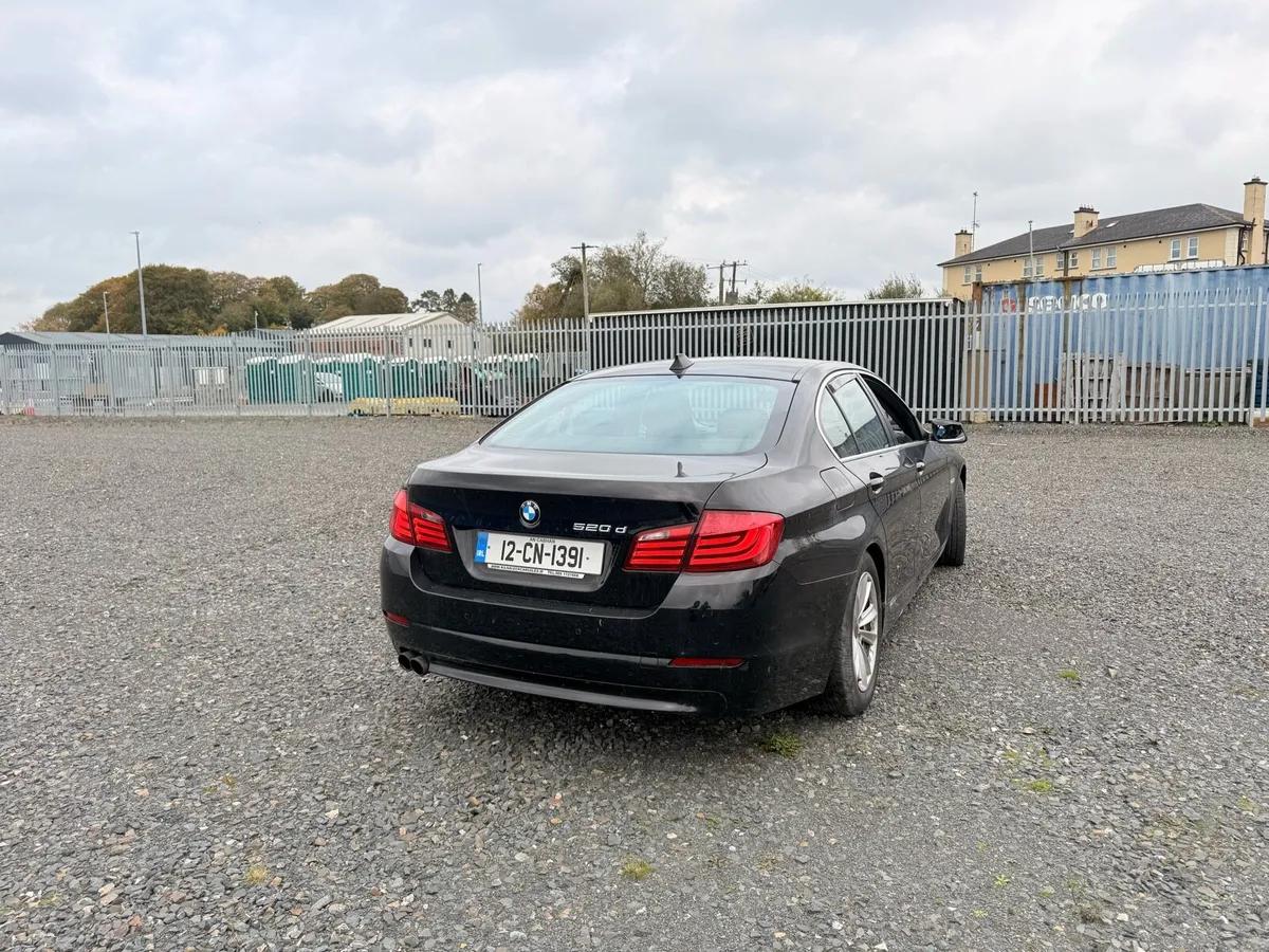 BMW f10 520d dynamic 2012 - Image 2