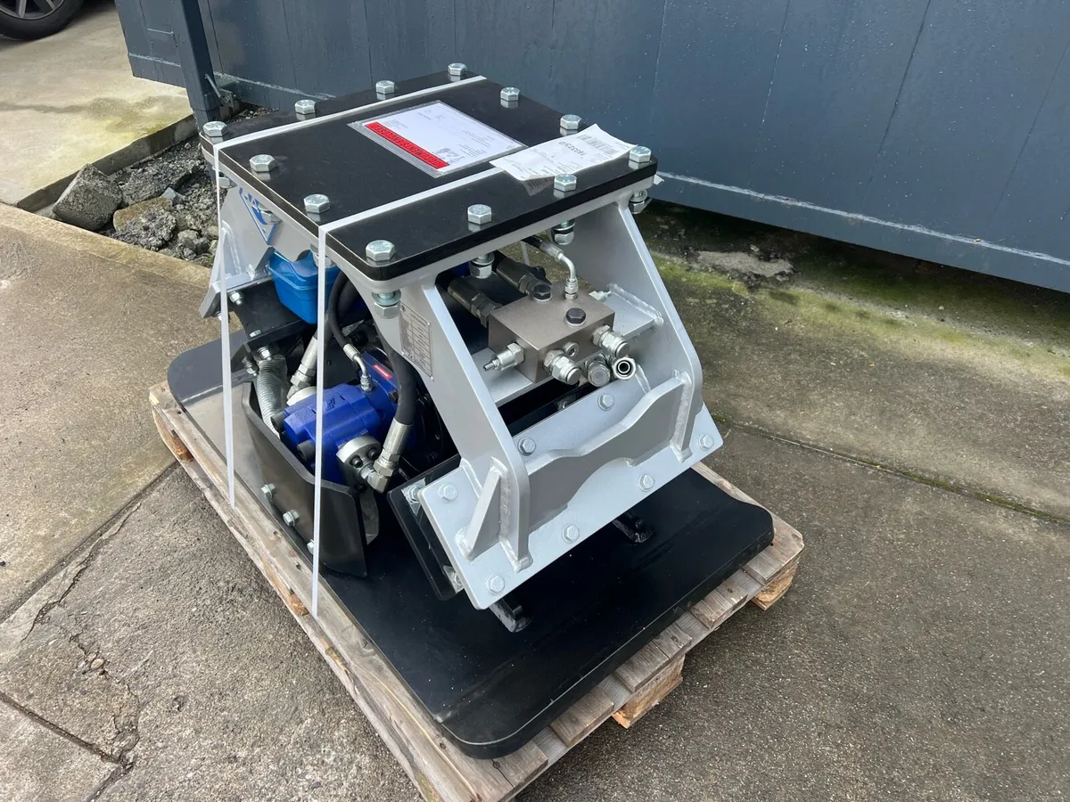 New Compactor plate for 12-17 Ton - Image 1