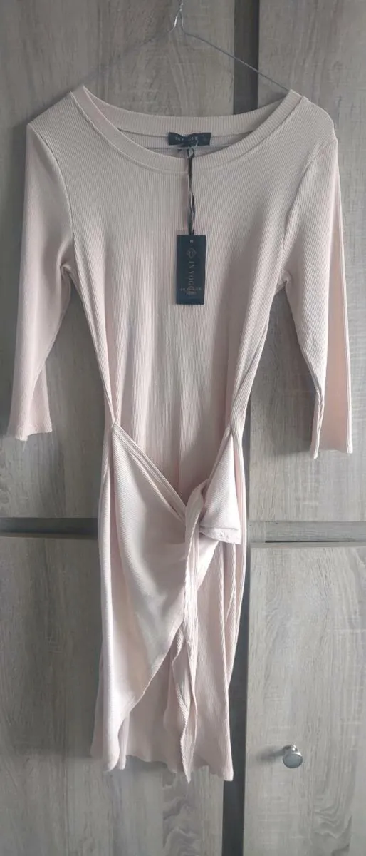 in vouge beige dress with knot size small new with - Image 1