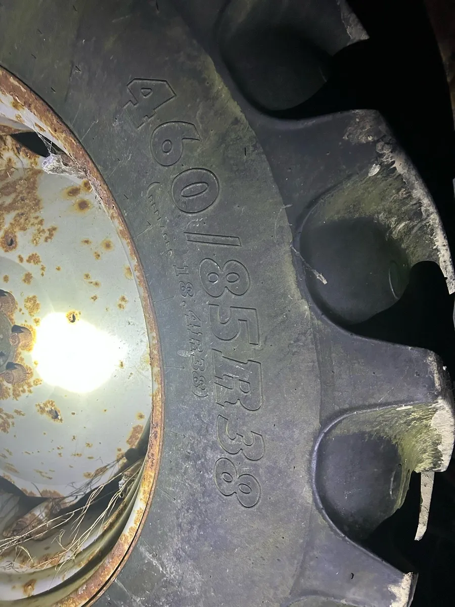 460/85 R38 Tyres - Image 3