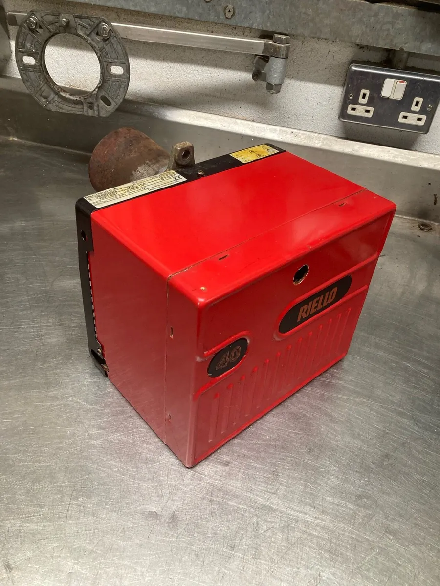 Riello G3 Oil Burner - Image 1