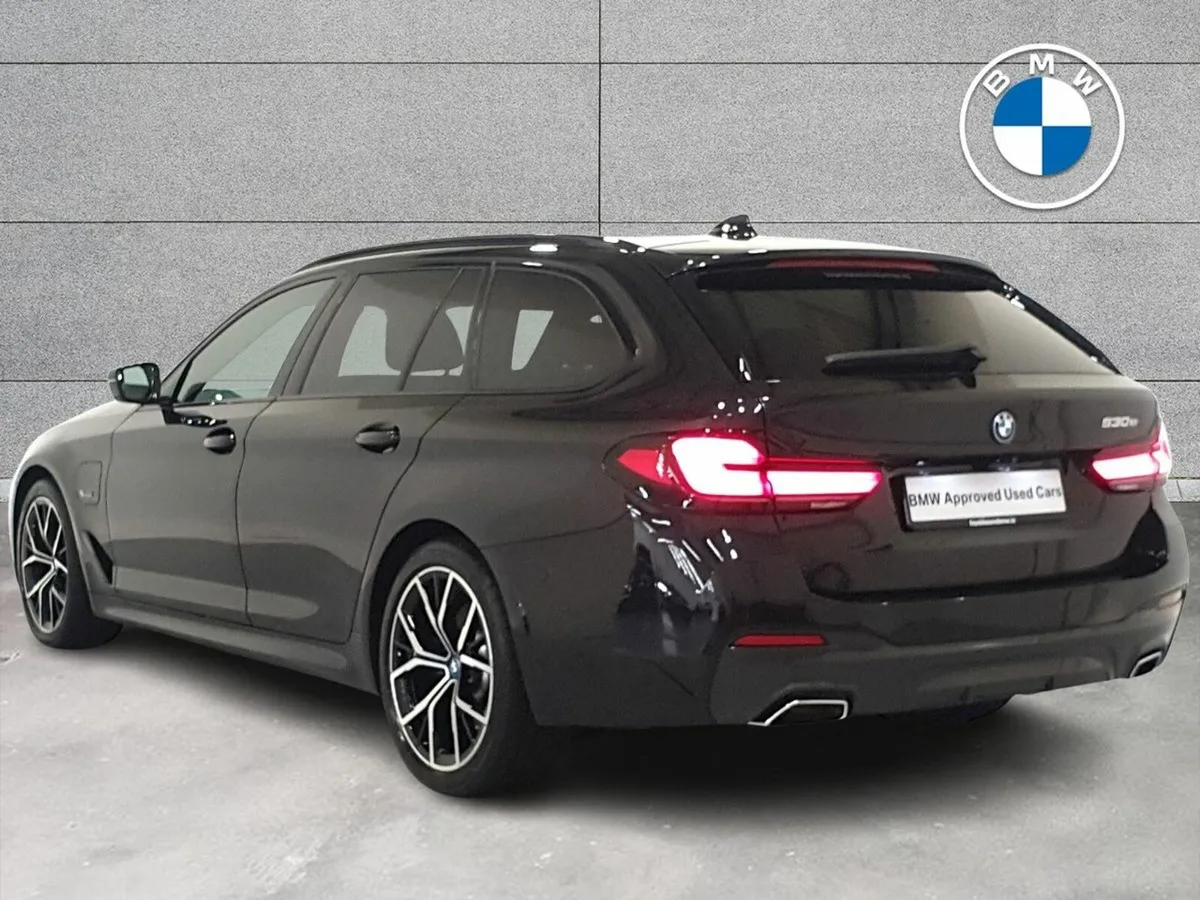 BMW 5-Series 530e M Sport Touring - Image 3
