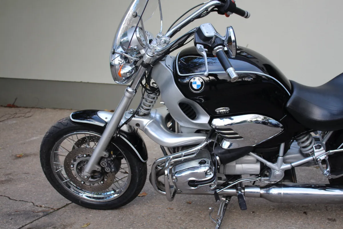 1998 BMW R1200C in original condition. - Image 1