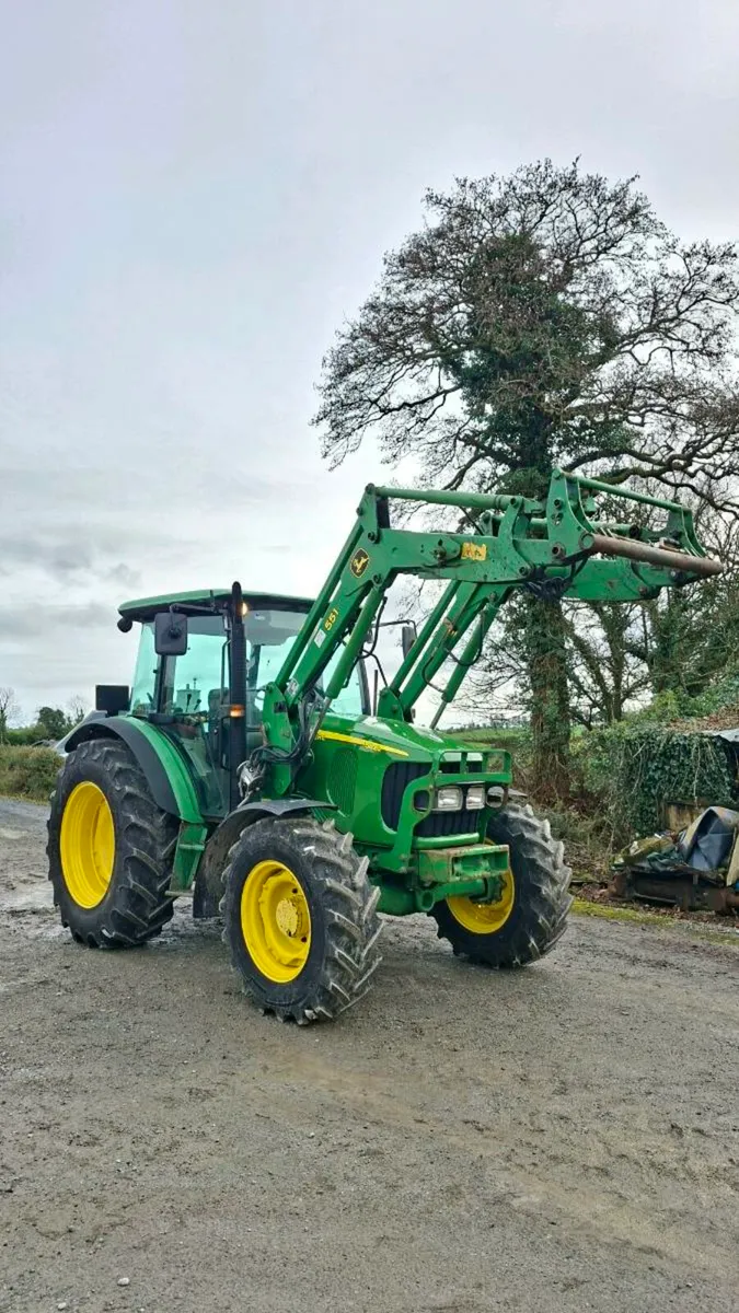 John Deere 5820 c/w 551 loader - Image 3