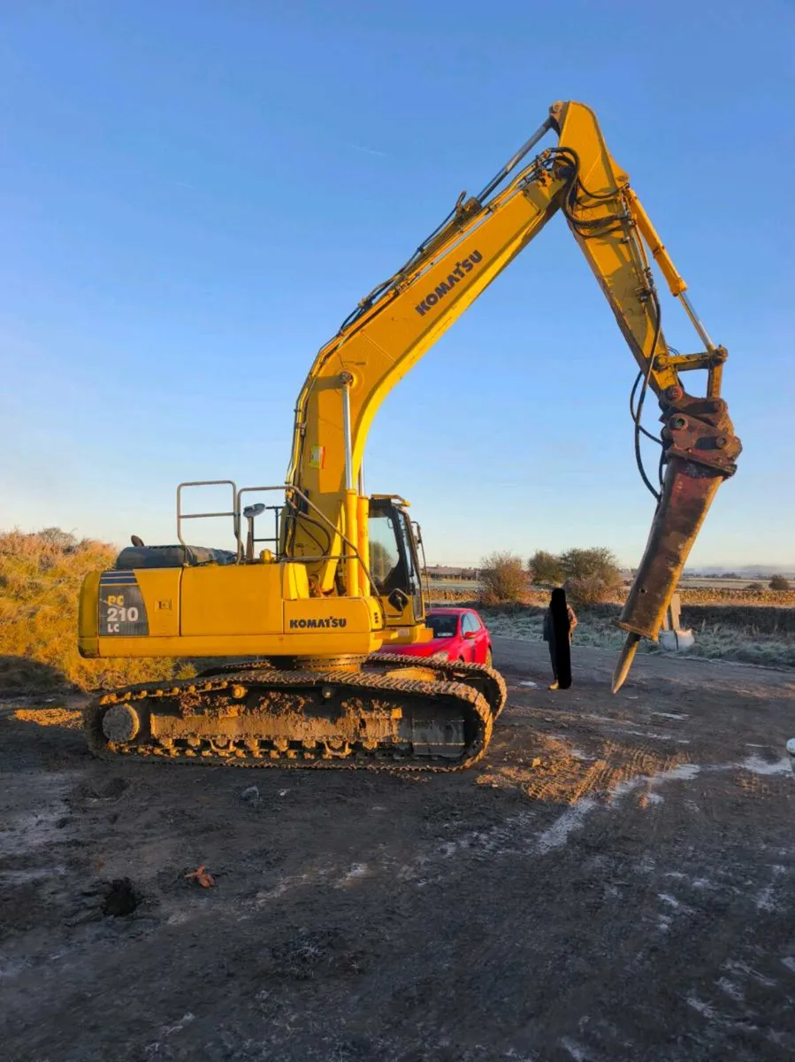 Komatsu pc 210-8 2012 - Image 1