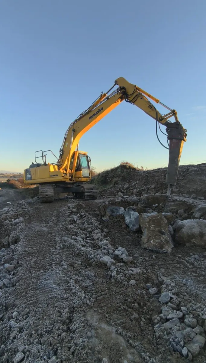 Komatsu pc 210-8 2012 - Image 3