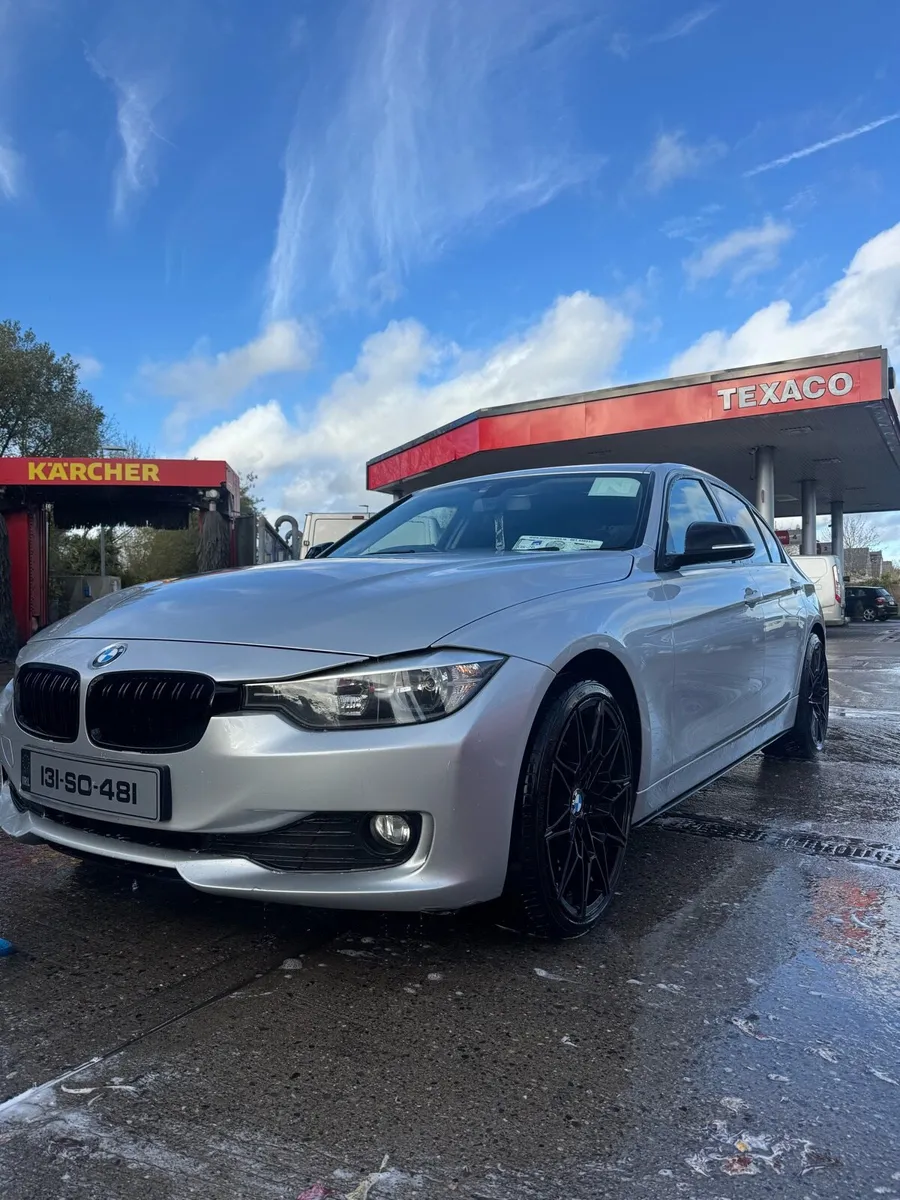 BMW F30 316d - Image 2