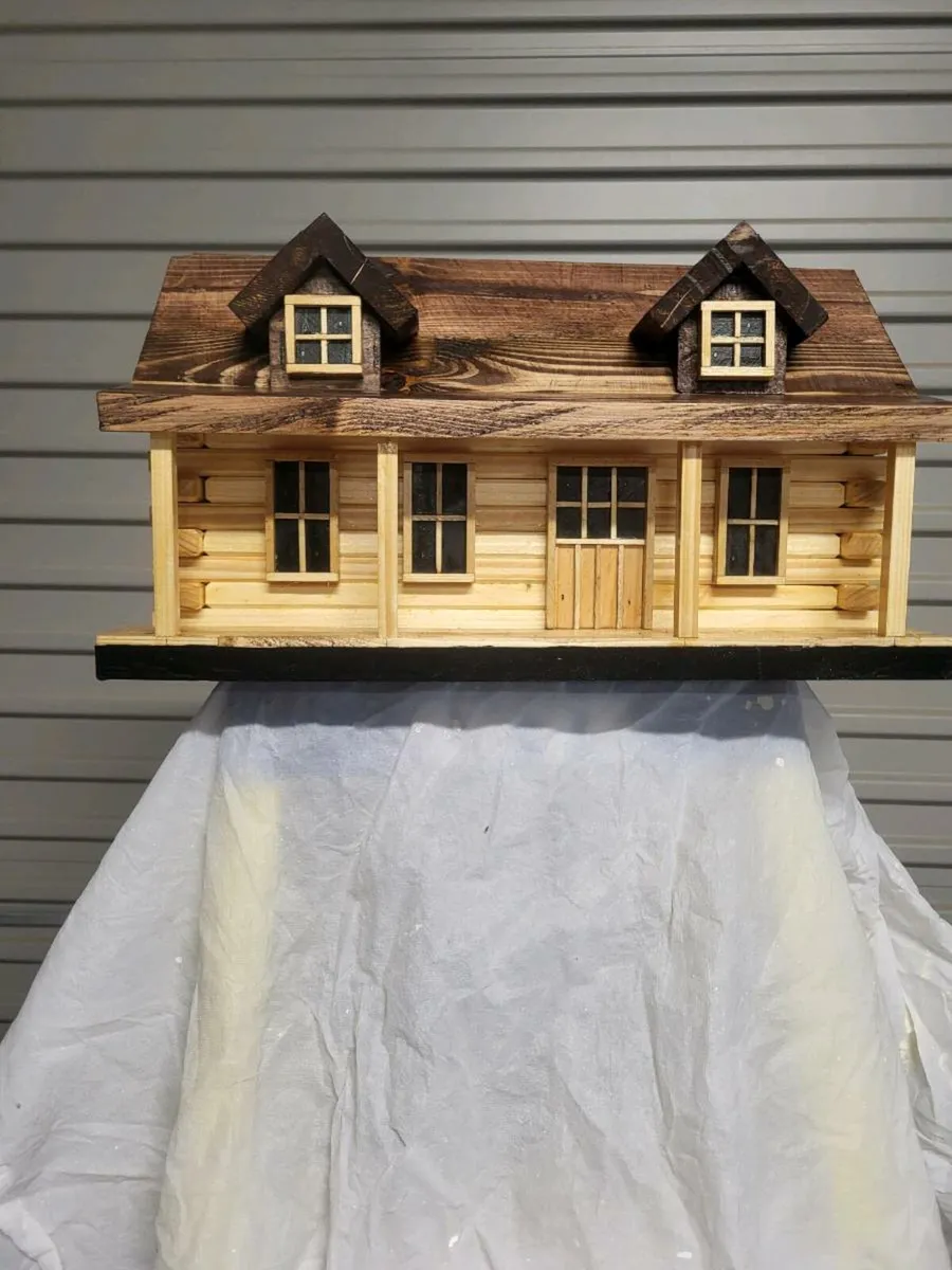 Bird house - Image 1