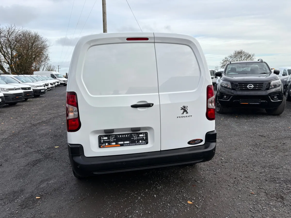Peugeot Partner LWB Maxi - Image 3