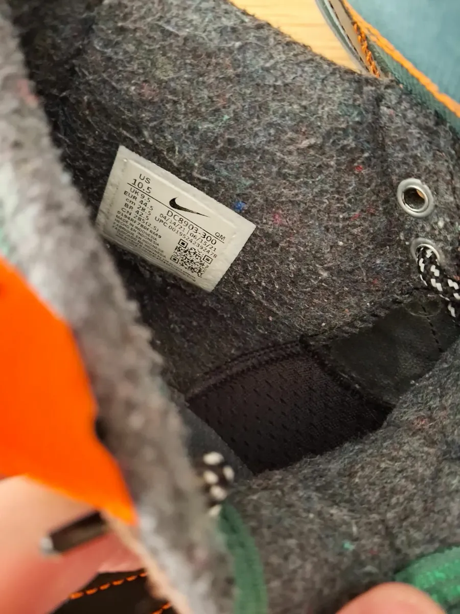 Nike Sports Shoes - Image 3