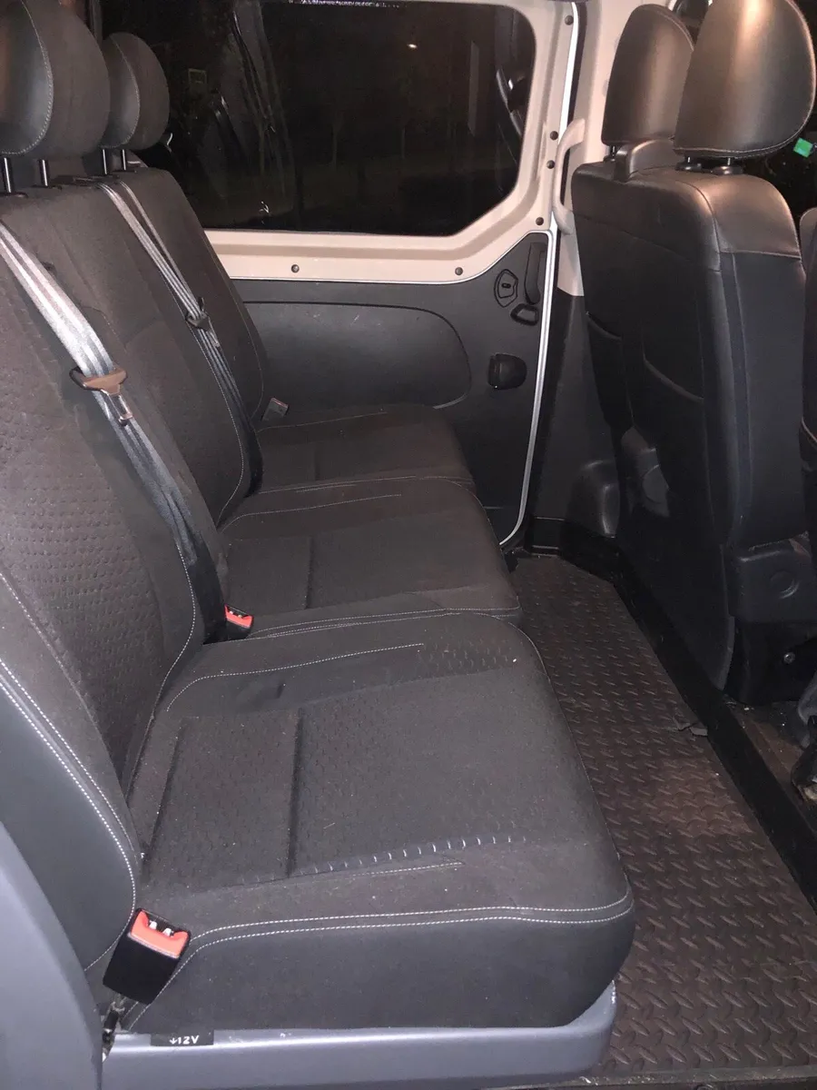 Opel Vivaro - Image 3