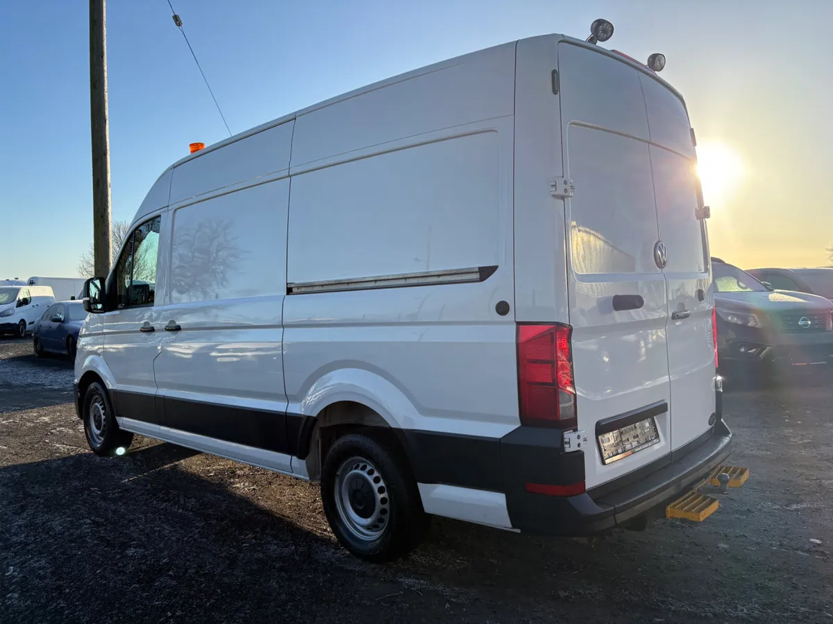 Volkswagen Crafter - Image 1