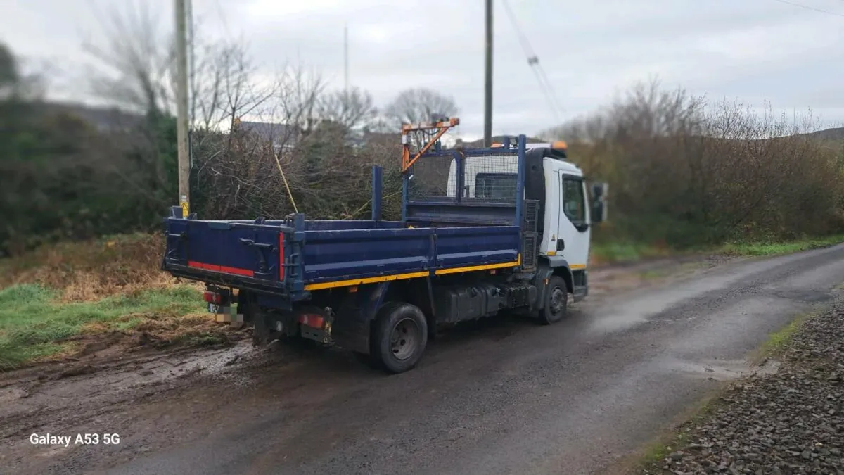 12 tonne Daf tipper - Image 3