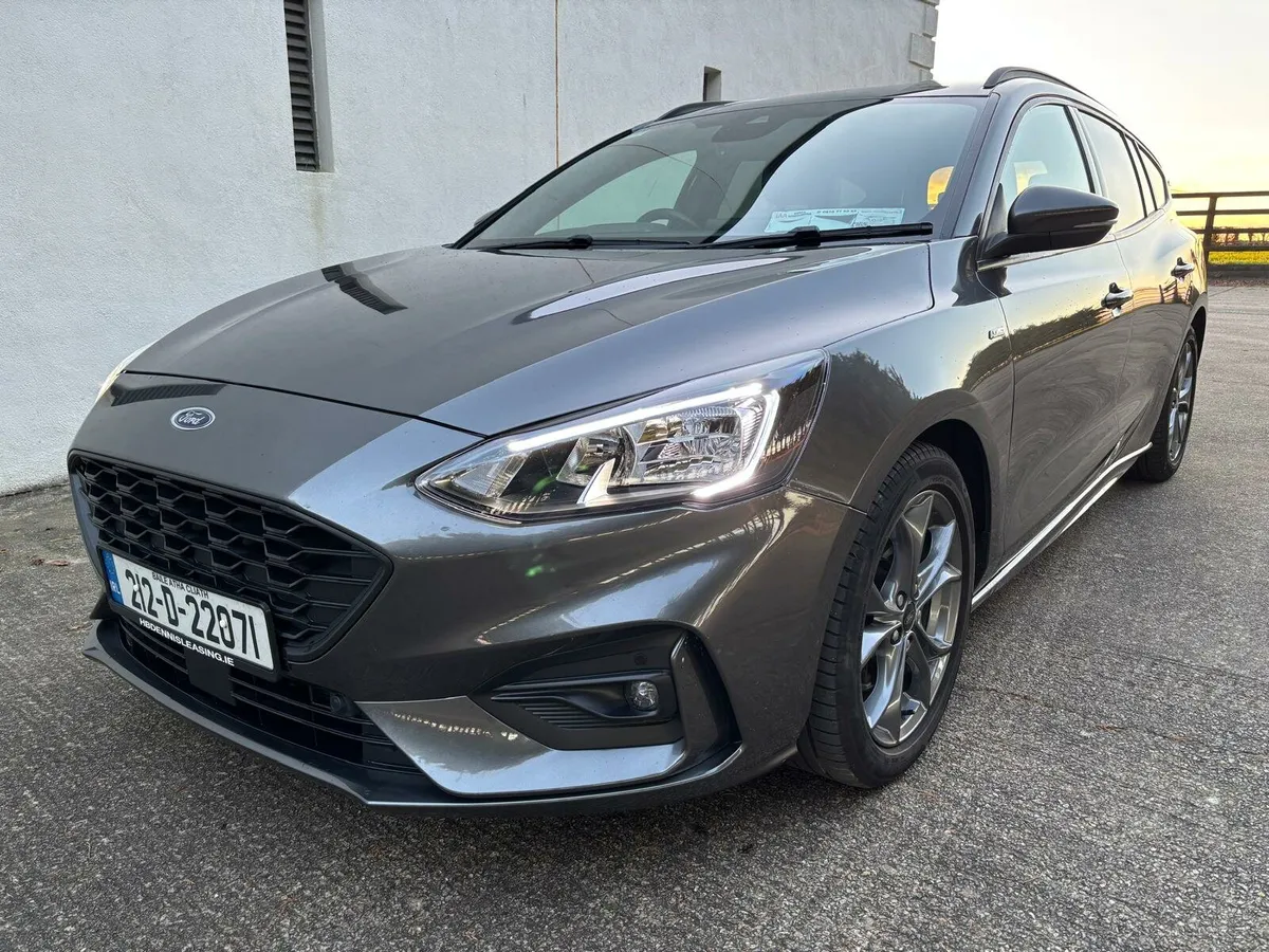 Ford focus ST line 1.5D 2021 AUTOMATIC - Image 2