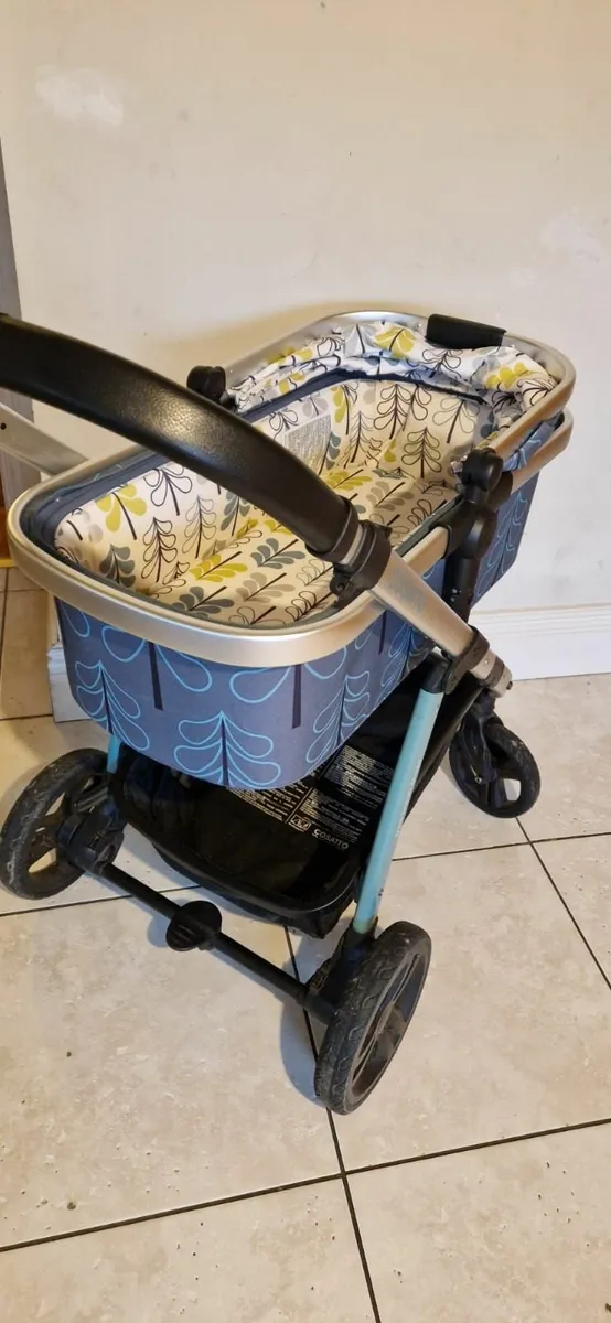 Cosatto Pram + Car Seat - Image 1