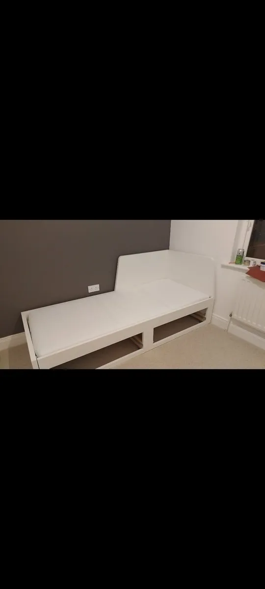 Day Bed with 2x drawers (2x mattresses included) - Image 1