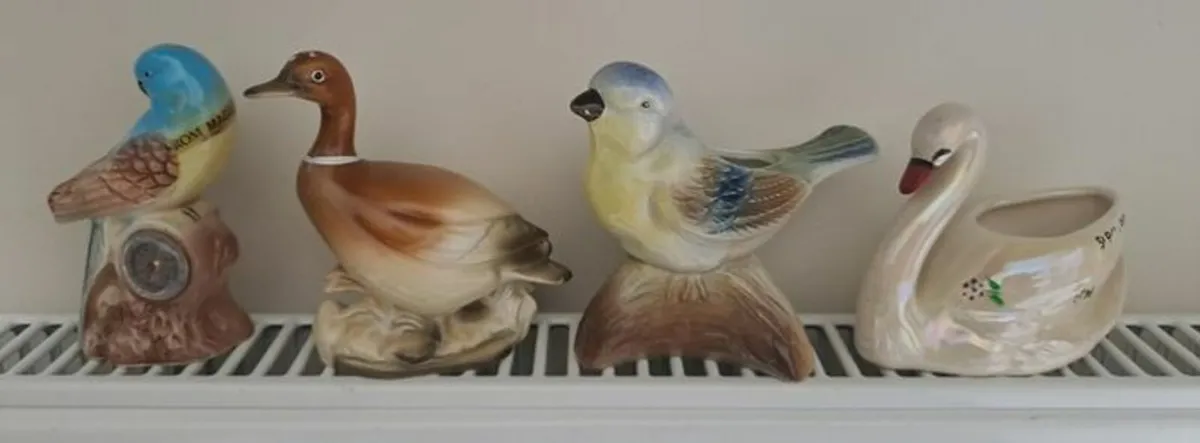 4 different bird ornaments - Image 1