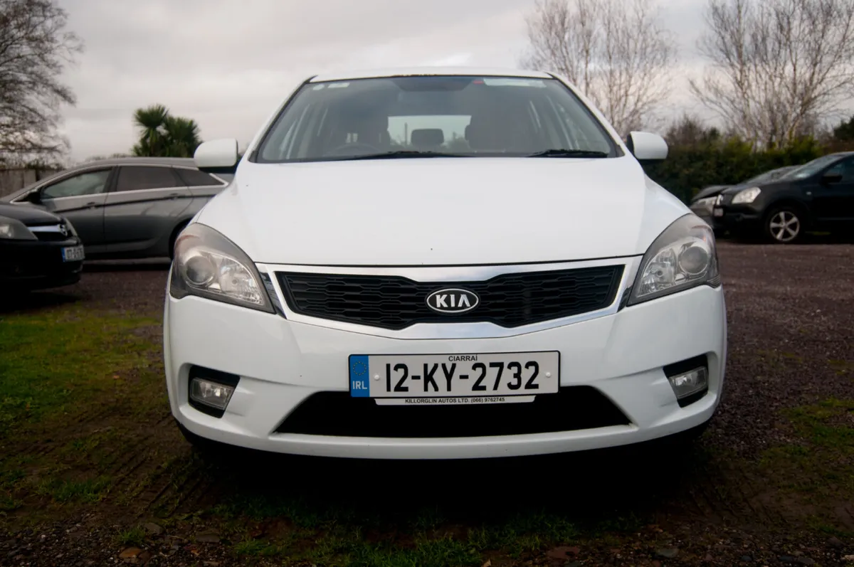 Kia pro-cee'd 1.6 Diesel New Test Tax 09 -26 - Image 2