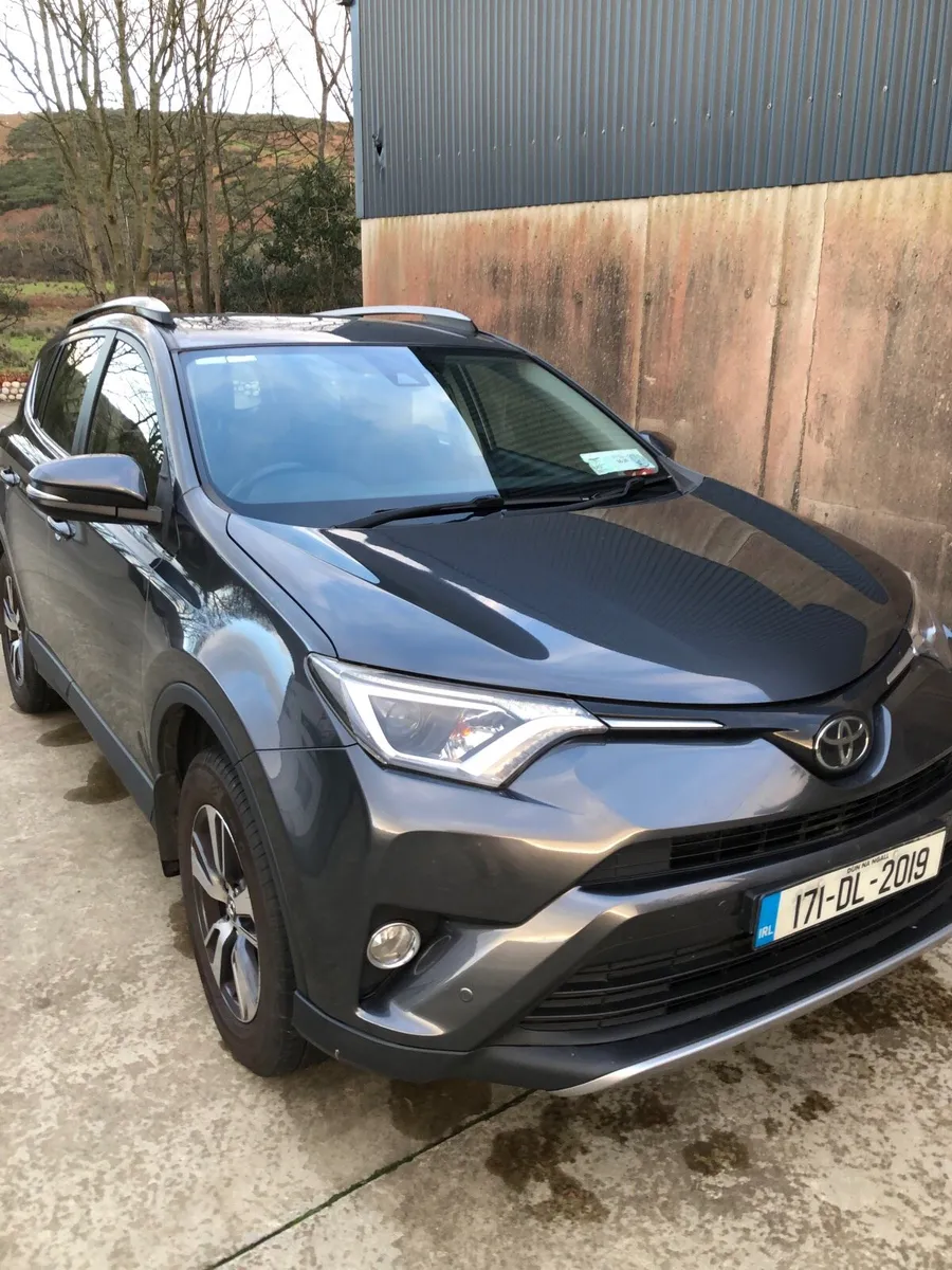 Toyota RAV4 - Image 1