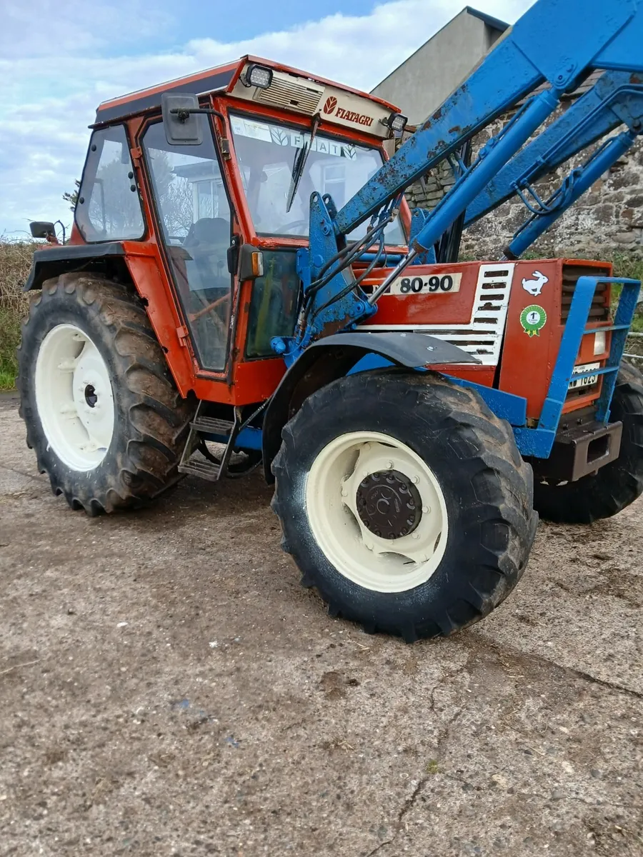 Fiat 80-90dt tractor+loader. - Image 1