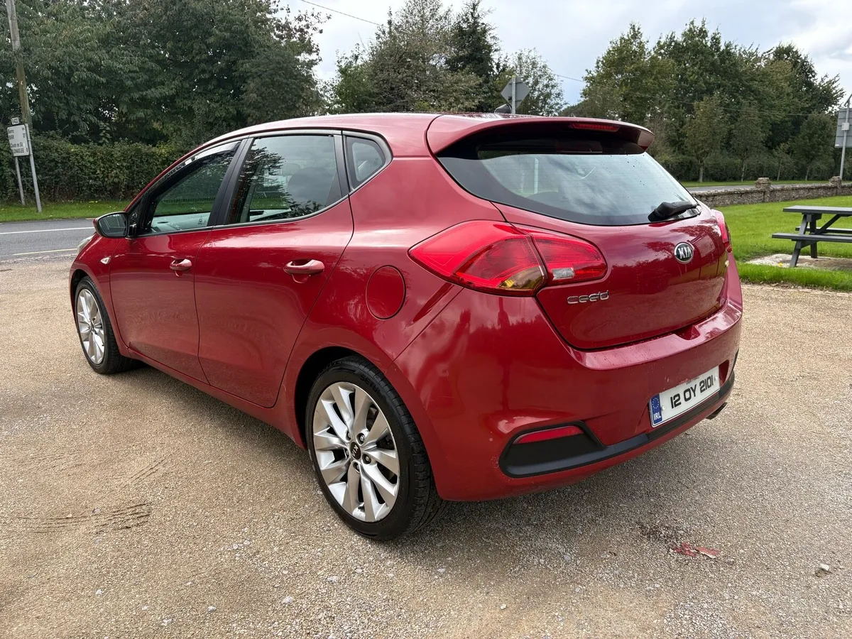 Kia Ceed - Image 2