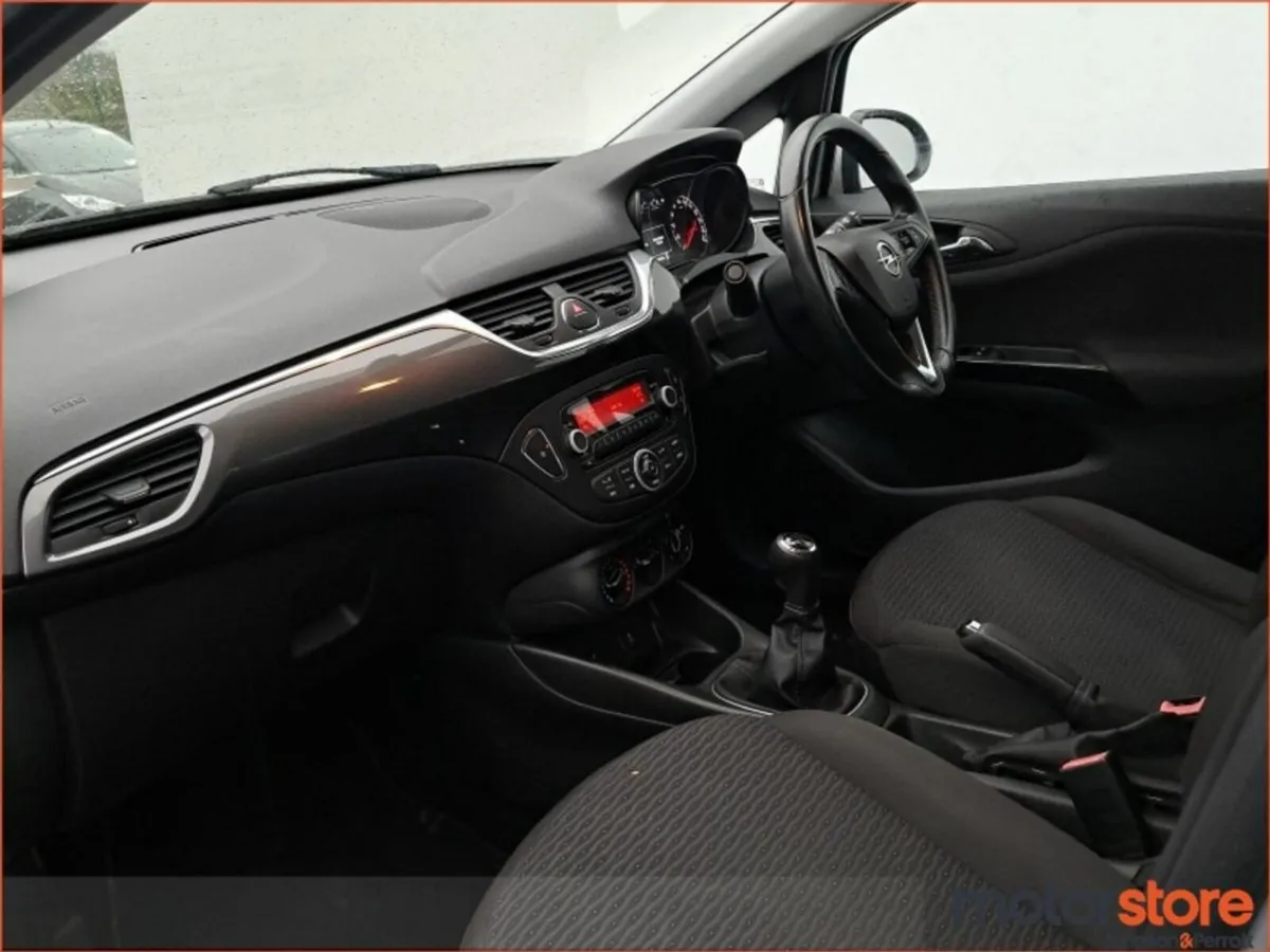 Opel Corsa 1.4i petrol 90hp SC - Image 3