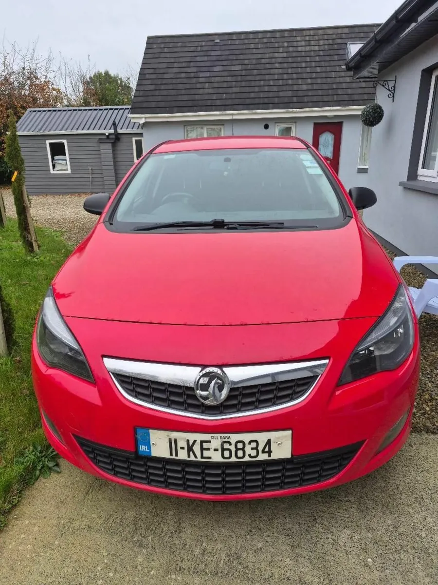 Vauxhall Astra 2011 - Image 2