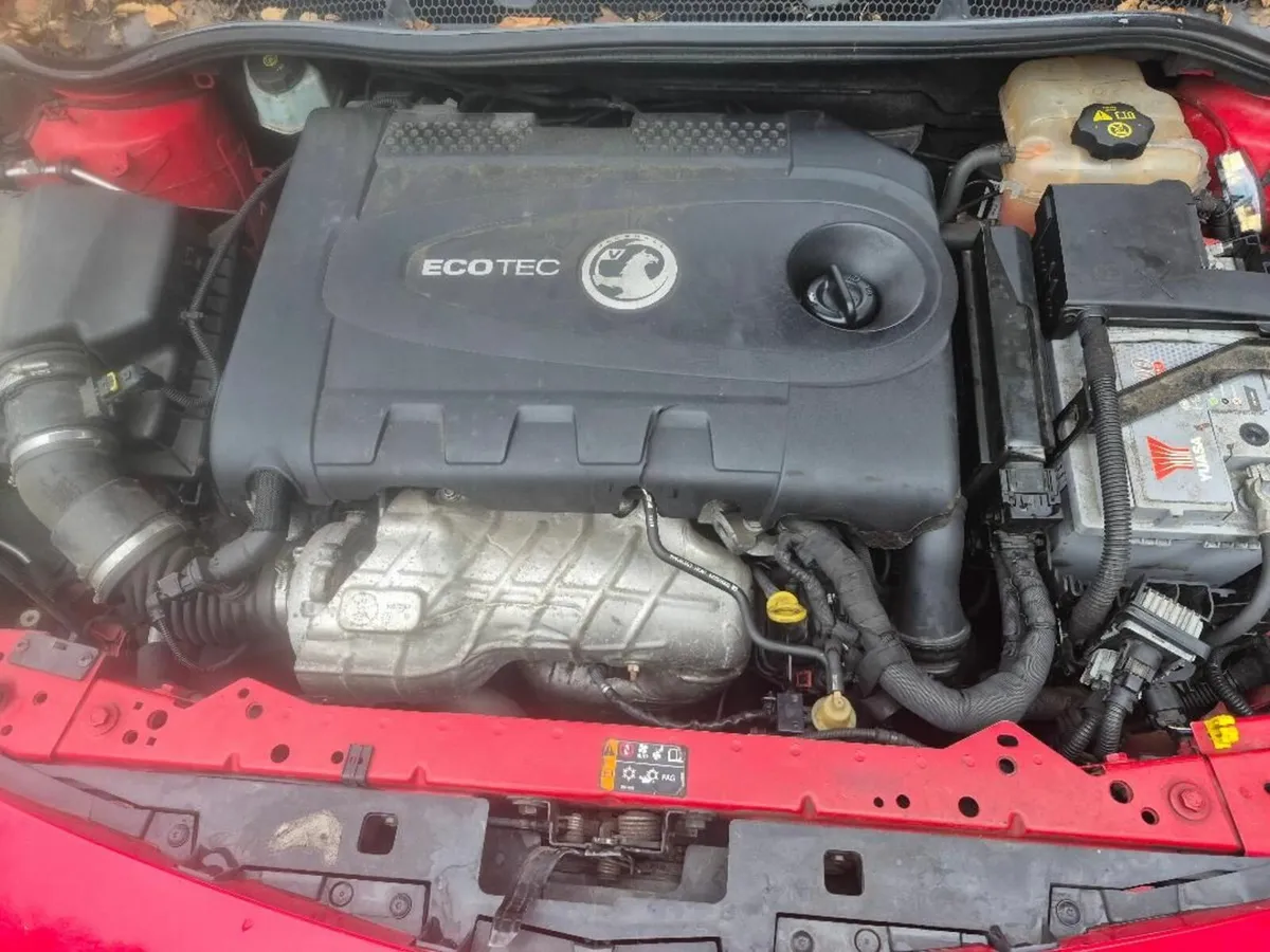 Vauxhall Astra 2011 - Image 4