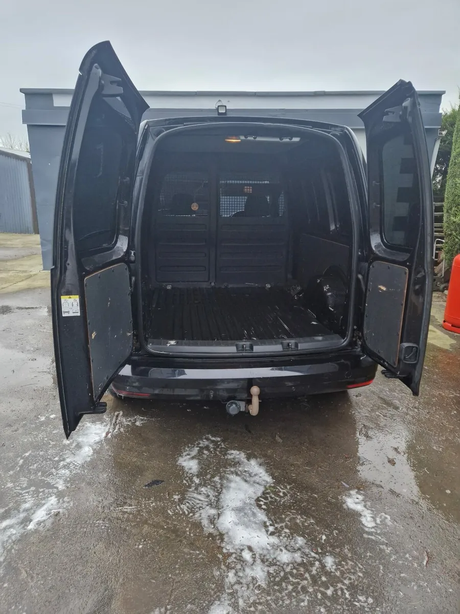 Vollswagen Van 1.6L TDI - Image 4