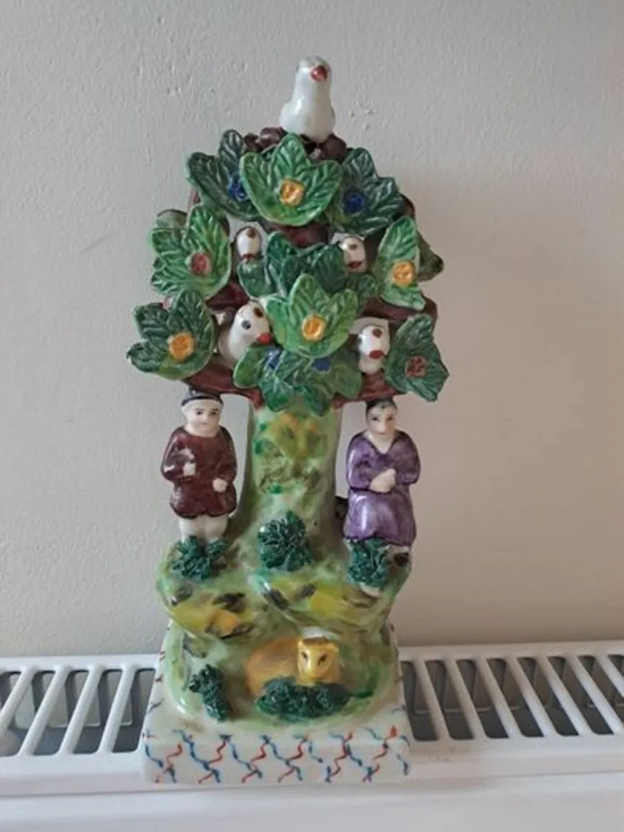 Bocahe couple tree and birds Figurine - Image 1