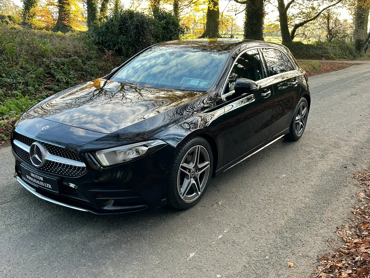 191 MERCEDES A200CDI AUTO AMG LINE - Image 3