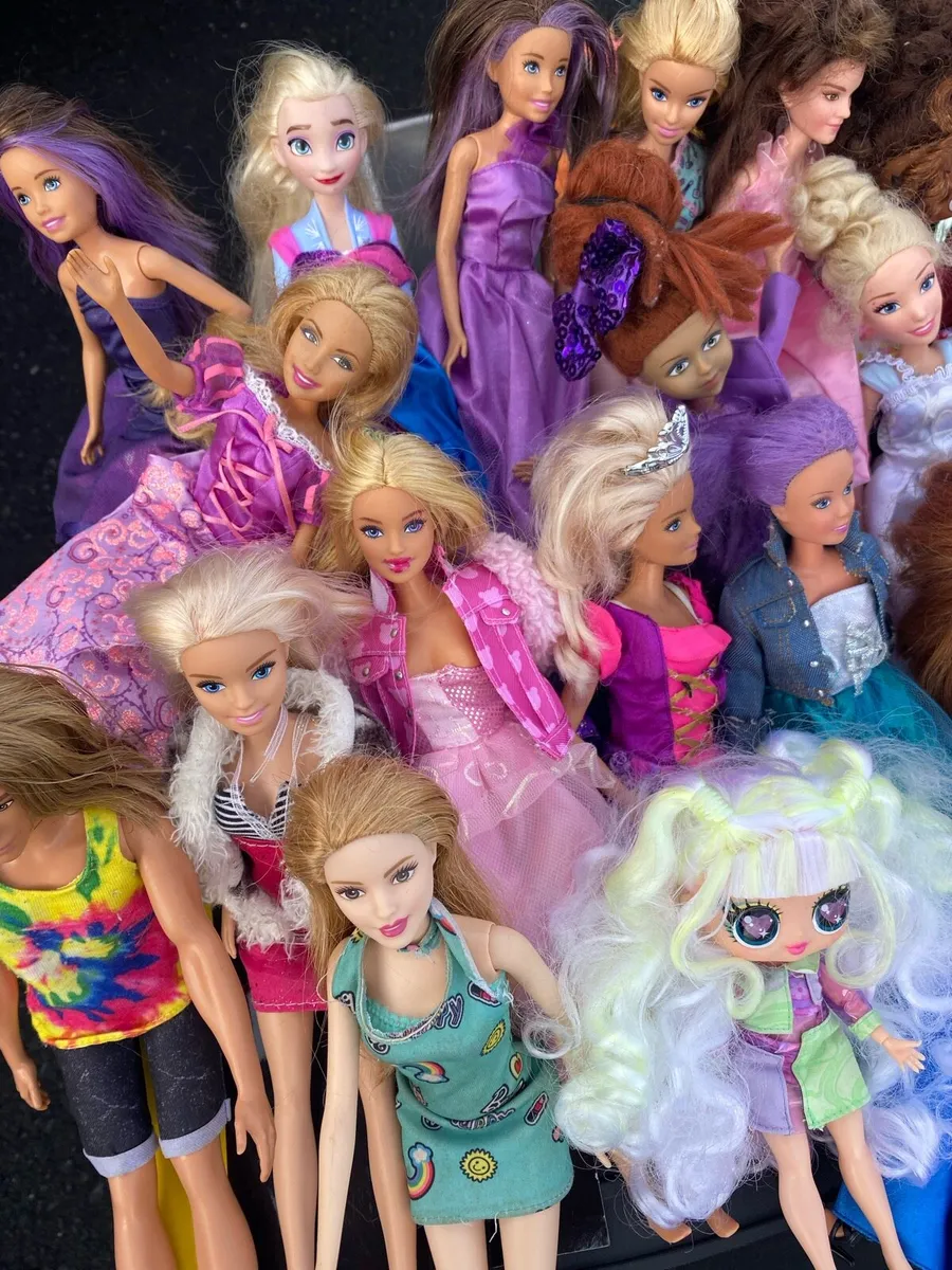 32 Barbie Dolls - Image 1
