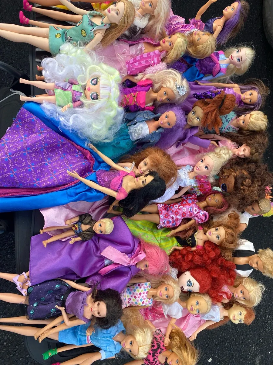 32 Barbie Dolls - Image 2