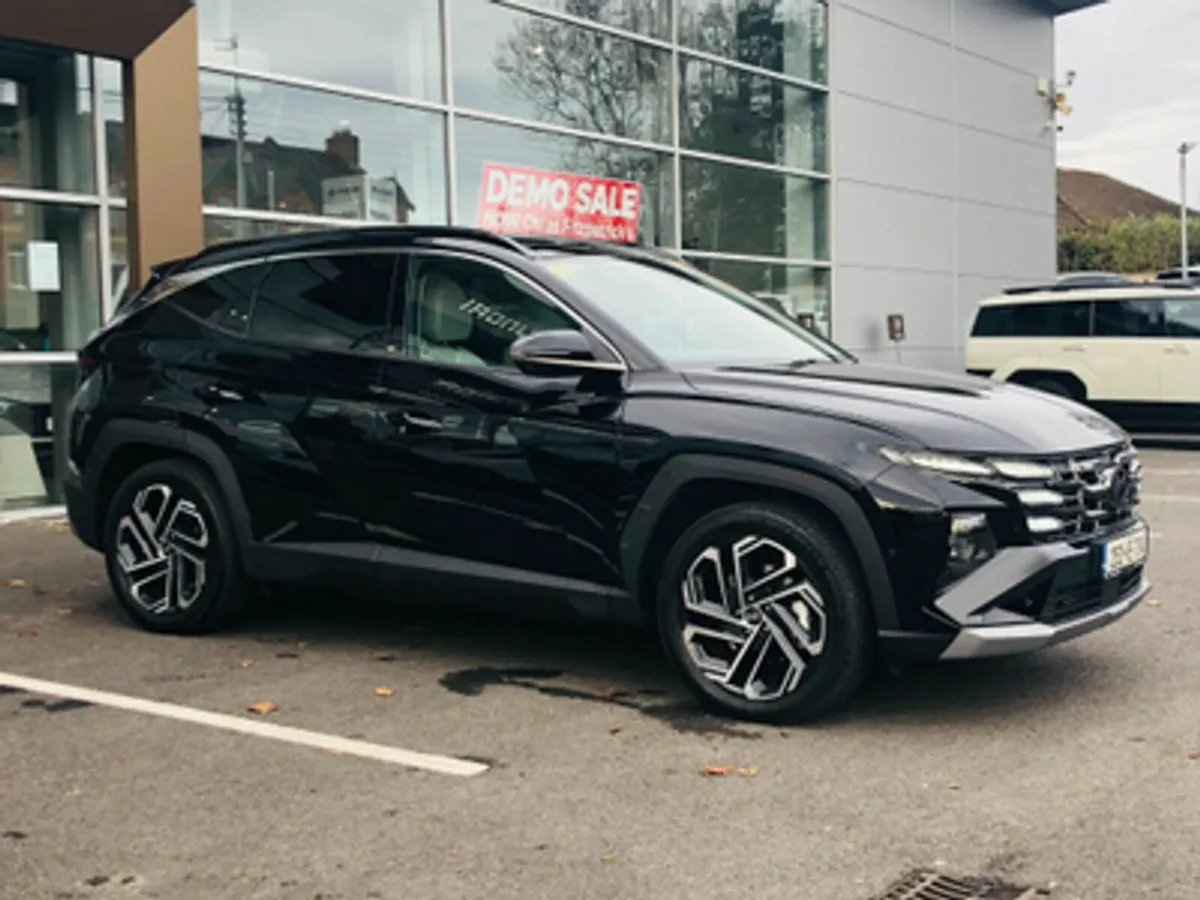 Hyundai Tucson Platinum 1.6 Plug-In Hybrid *Demons - Image 3